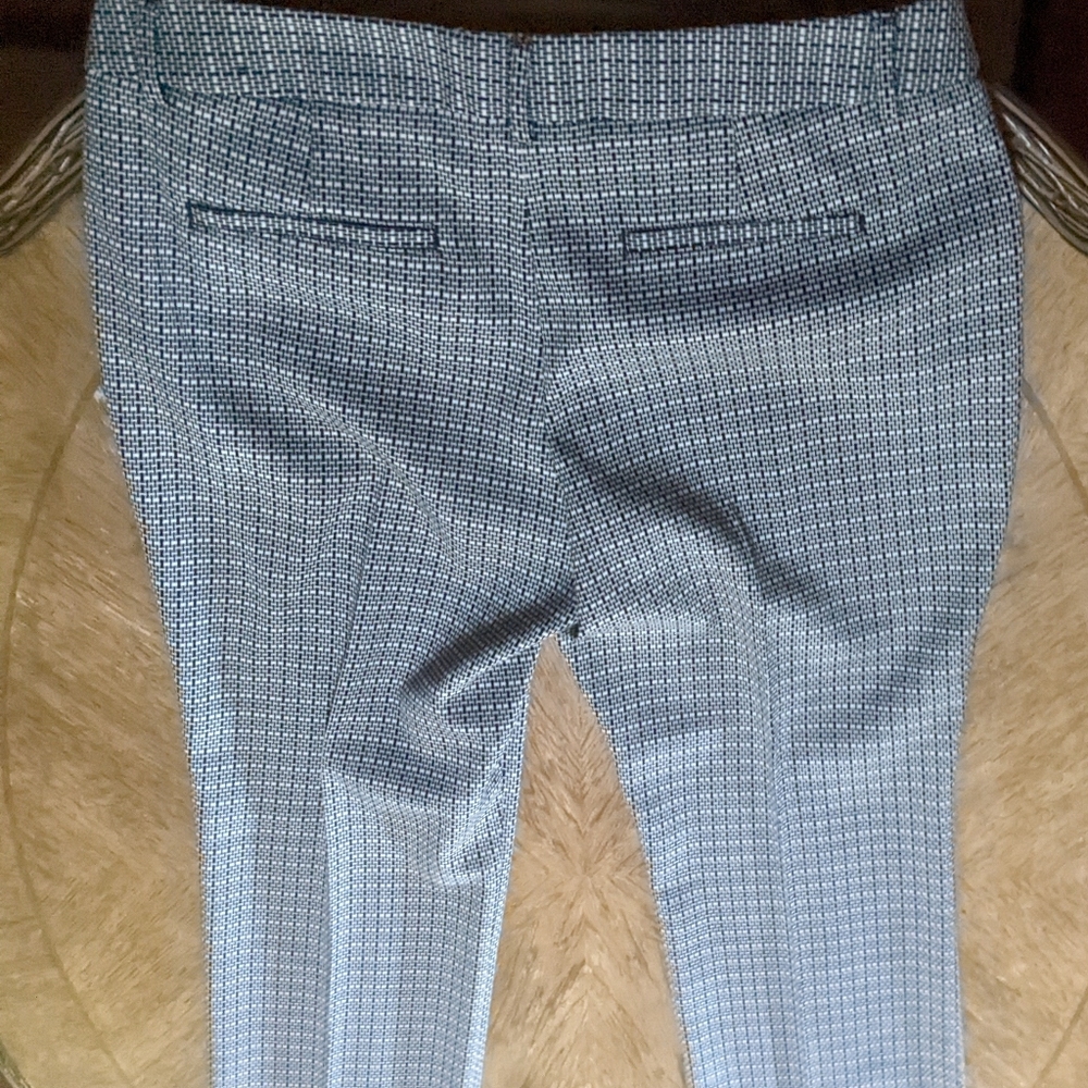 Women's Trouser - Picture 4 of 5